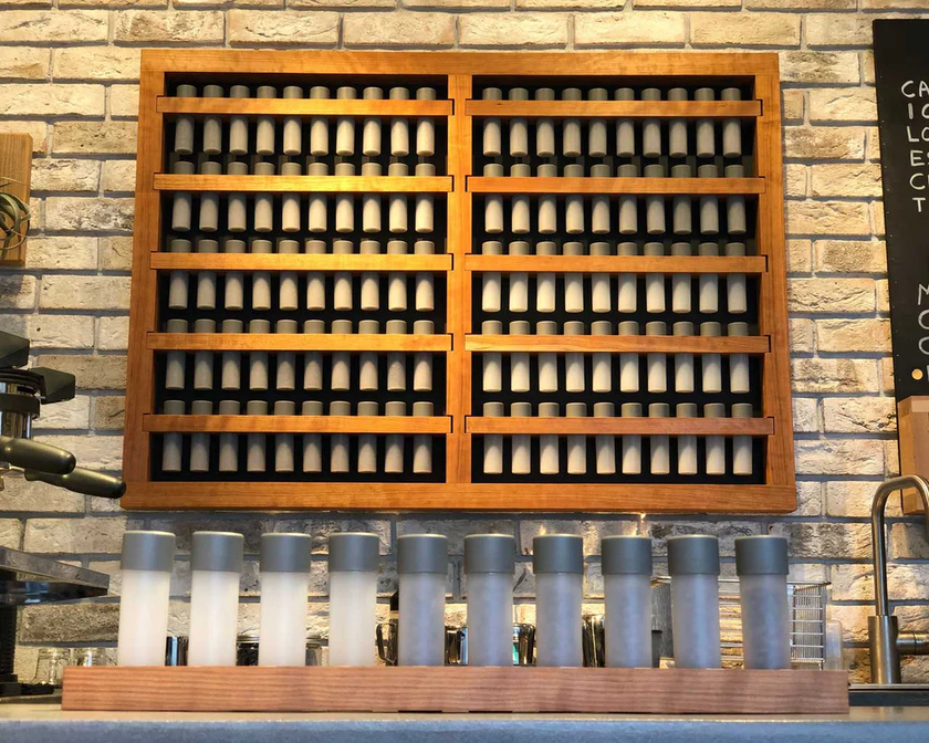BEAN CELLAR Wall Rack Wall Mounted Single Dosing Display